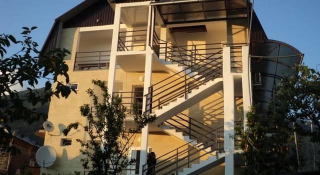U Ruslana Guest House Гагра Екстер'єр фото