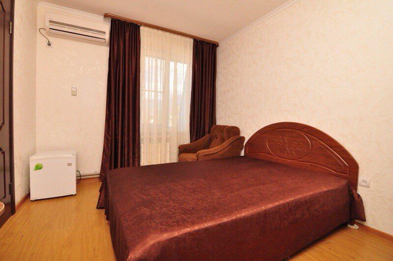 U Ruslana Guest House Гагра Екстер'єр фото