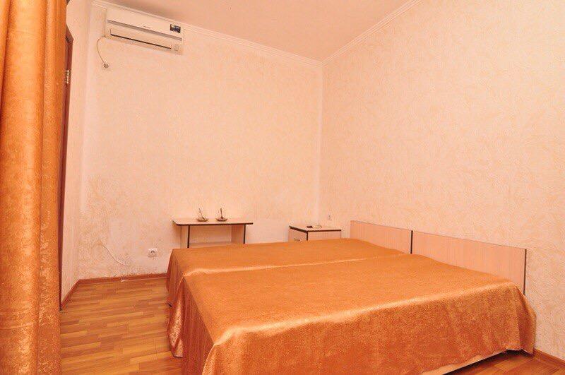 U Ruslana Guest House Гагра Екстер'єр фото